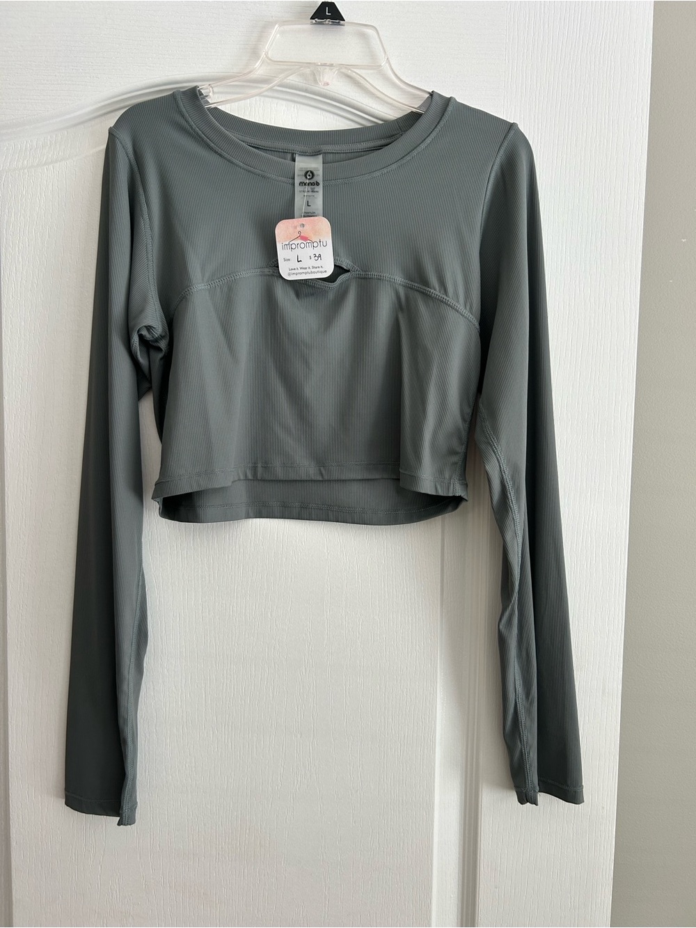 Mono B Slate Gray Cropped Long-Sleeve Active Top